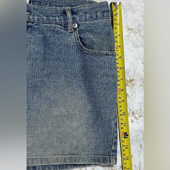 Mountain Lake Jean shorts size 12 great condition - Picture 5 of 6